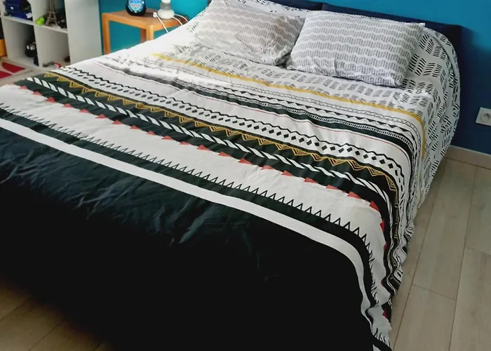 Location 24h Du Mans Accommodatie bij particulieren Parigné-lʼÉvêque